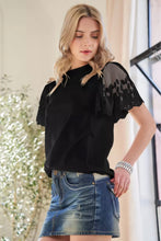 Load image into Gallery viewer, Flowy Lace Blouse
